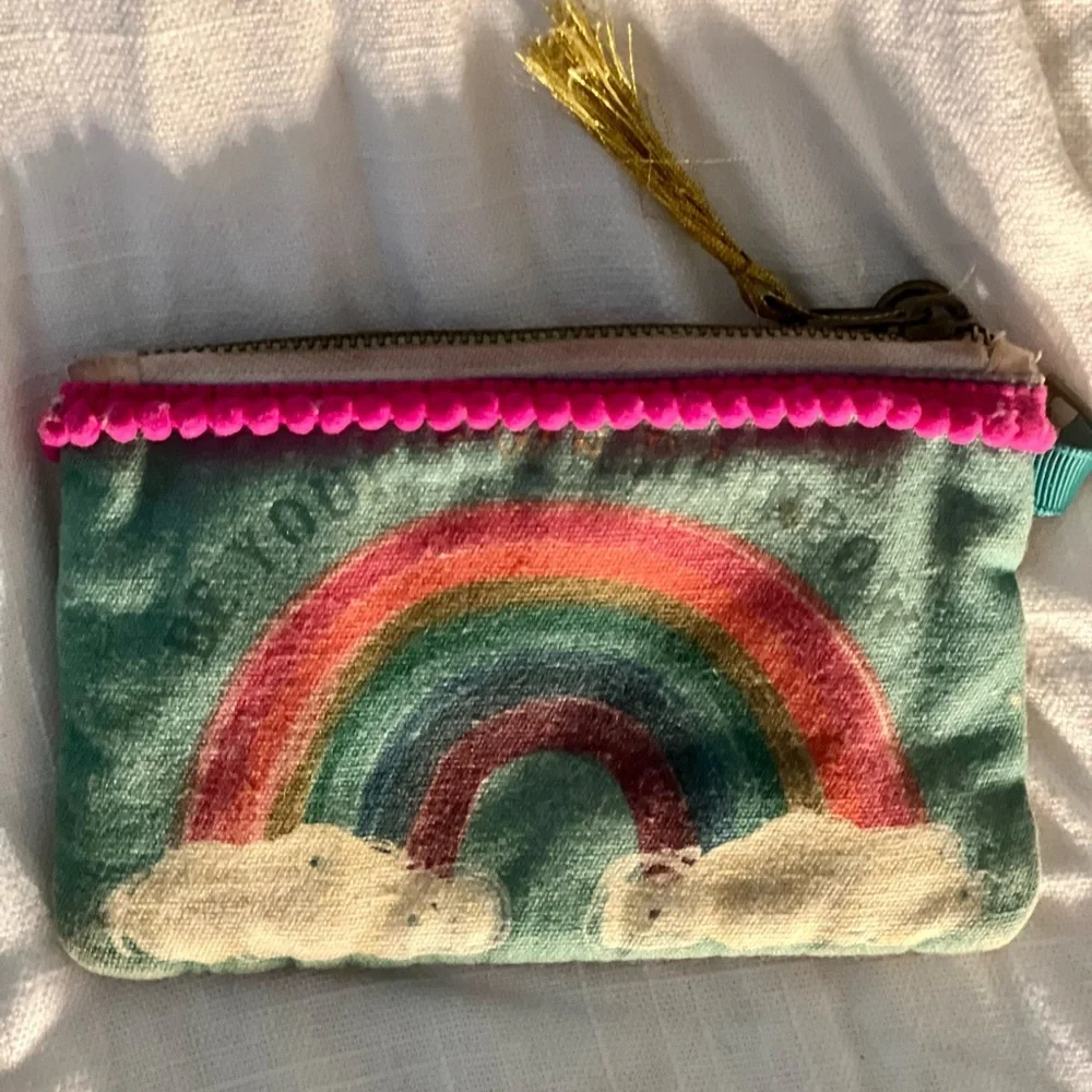 NATURAL LIFE Rainbow Pouch with Pink and Green - Picture 2 of 6
